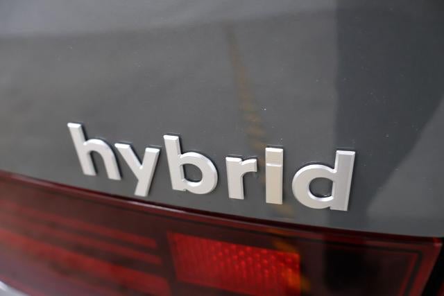 2026 Hyundai SANTA FE HYBRID SEL FWD