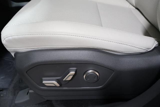 2026 Hyundai SANTA FE HYBRID SEL AWD