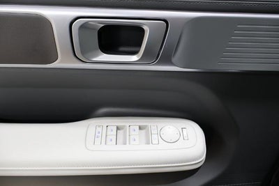 2026 Hyundai SANTA FE HYBRID SEL AWD