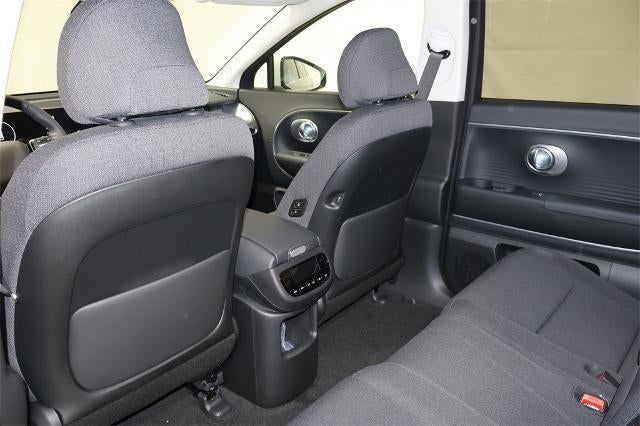 2026 Hyundai IONIQ 9 SE AWD