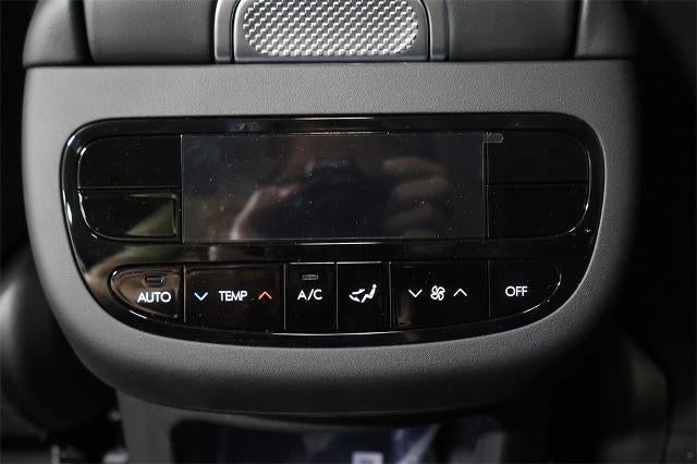 2026 Hyundai IONIQ 9 SE AWD