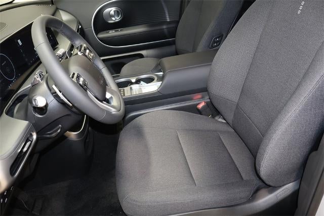 2026 Hyundai IONIQ 9 SE AWD