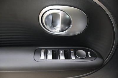 2026 Hyundai IONIQ 9 SE AWD