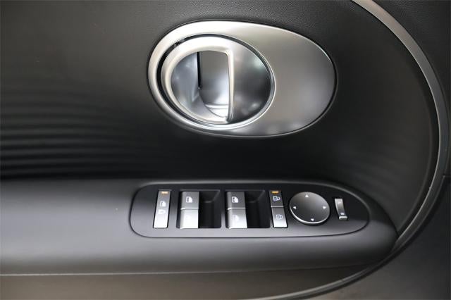 2026 Hyundai IONIQ 9 SE AWD