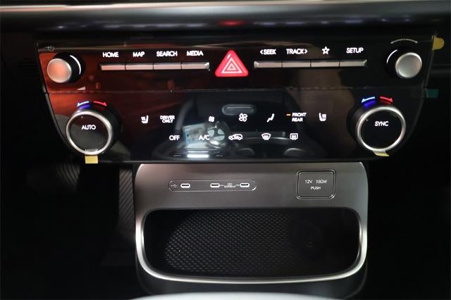 2026 Hyundai IONIQ 9 SE AWD