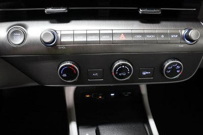 2026 Hyundai KONA SE FWD