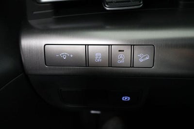 2026 Hyundai KONA SE FWD