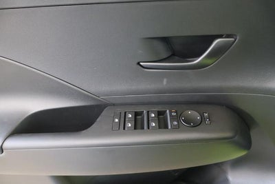 2027 Hyundai KONA SE AWD