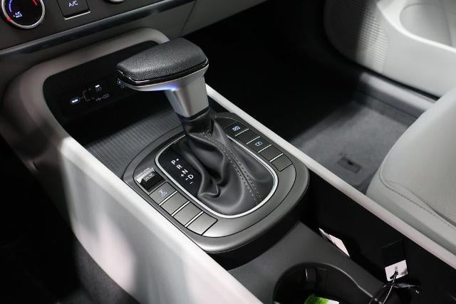 2027 Hyundai KONA SE AWD