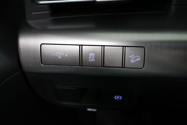 2027 Hyundai KONA SE AWD