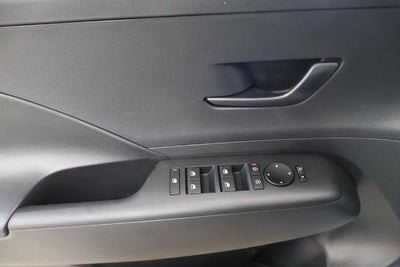 2027 Hyundai KONA SE AWD
