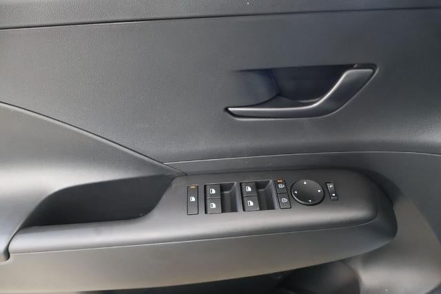 2027 Hyundai KONA SE AWD