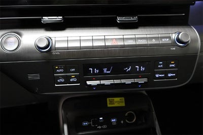 2026 Hyundai KONA SEL Premium FWD *Ltd Avail*
