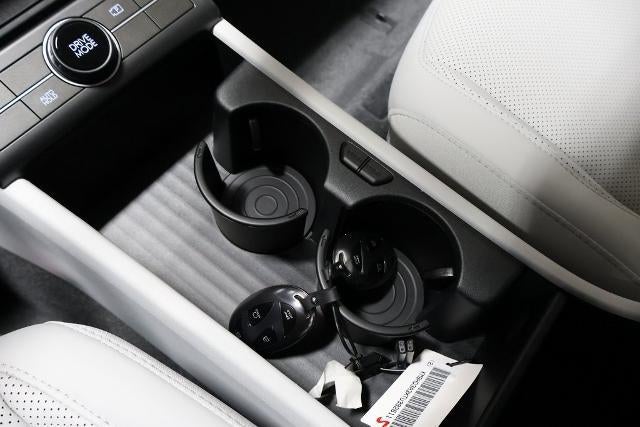 2026 Hyundai KONA SEL Premium FWD *Ltd Avail*