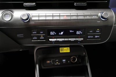 2026 Hyundai KONA SEL Premium AWD *Ltd Avail*