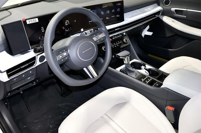 2026 Hyundai SONATA SE FWD