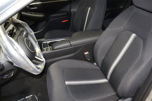 2025 Hyundai SONATA HYBRID SEL FWD