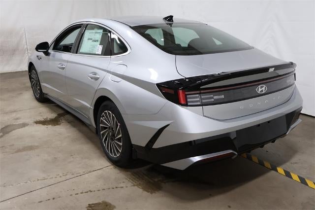 2025 Hyundai SONATA HYBRID SEL FWD