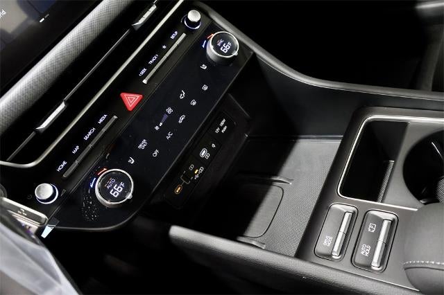 2025 Hyundai SONATA HYBRID SEL FWD