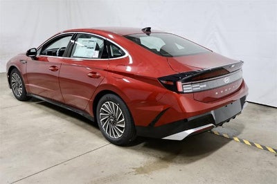 2025 Hyundai SONATA HYBRID SEL FWD