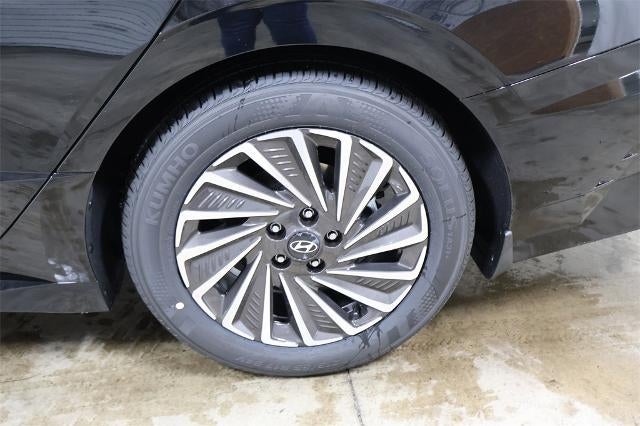 2025 Hyundai SONATA HYBRID SEL FWD