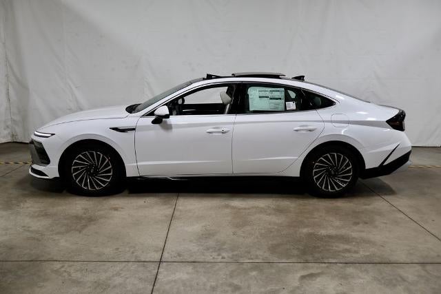 2026 Hyundai SONATA HYBRID SEL FWD