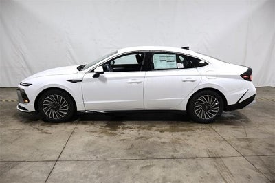 2025 Hyundai SONATA HYBRID SEL FWD