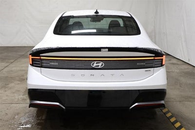 2025 Hyundai SONATA HYBRID SEL FWD