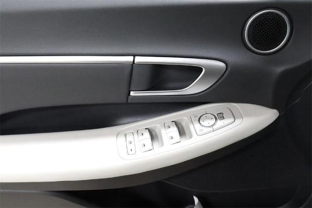 2025 Hyundai SONATA HYBRID SEL FWD