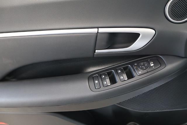 2026 Hyundai SONATA HYBRID SEL FWD