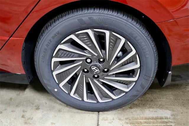 2025 Hyundai SONATA HYBRID SEL FWD