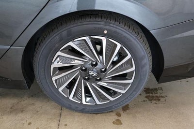 2026 Hyundai SONATA HYBRID Limited FWD