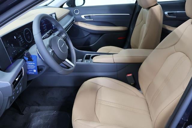 2026 Hyundai SONATA HYBRID Limited FWD