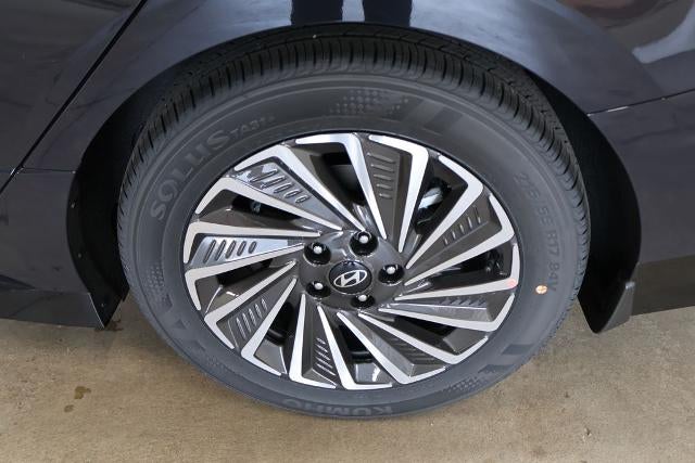 2026 Hyundai SONATA HYBRID Limited FWD