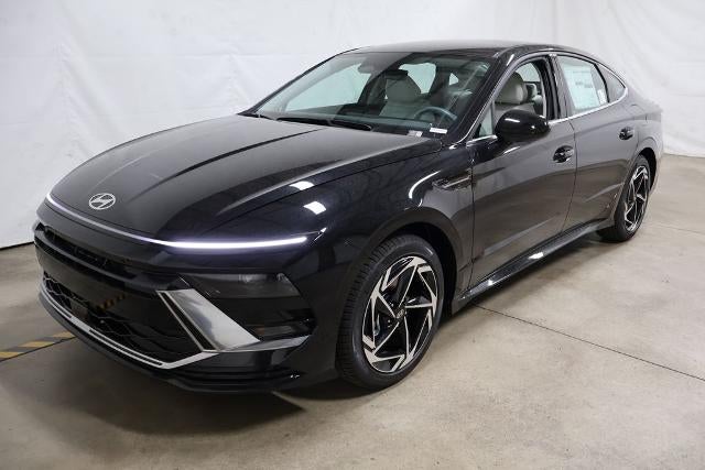 2026 Hyundai Sonata SEL AWD's photo