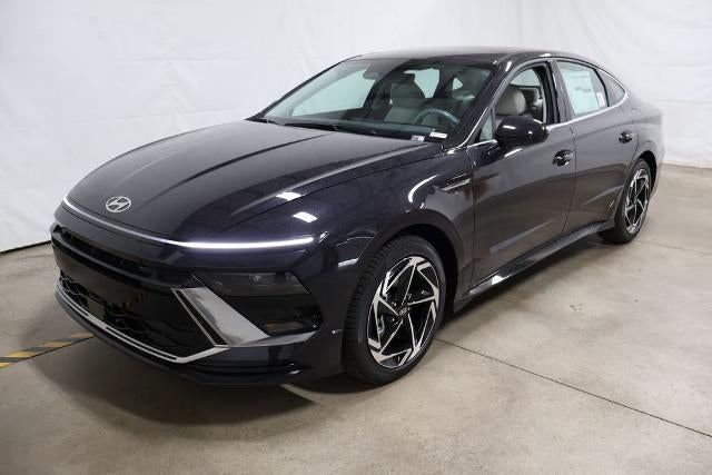2026 Hyundai Sonata SEL AWD's photo