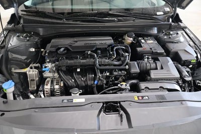 2026 Hyundai ELANTRA SE Sedan