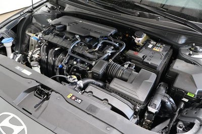 2026 Hyundai ELANTRA SE Sedan