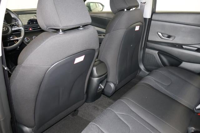 2026 Hyundai ELANTRA SE Sedan