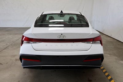 2026 Hyundai ELANTRA SE Sedan