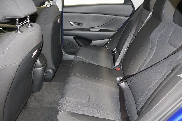 2026 Hyundai ELANTRA SE IVT