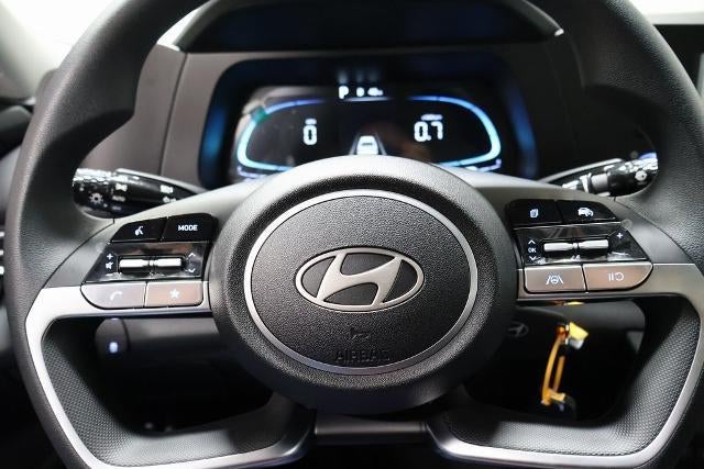 2026 Hyundai ELANTRA SE IVT