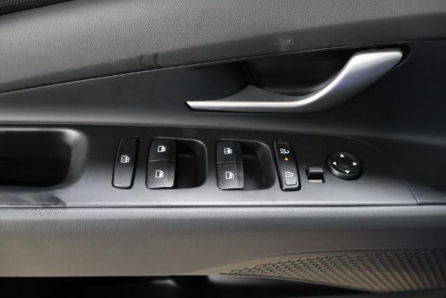 2026 Hyundai ELANTRA SE IVT