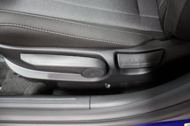 2026 Hyundai ELANTRA SE IVT