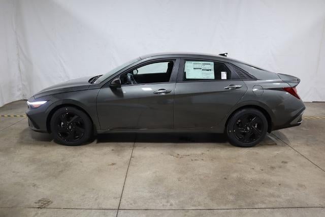 2026 Hyundai ELANTRA SEL Sport IVT