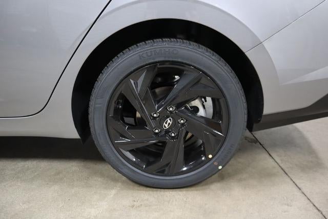 2026 Hyundai ELANTRA SEL Sport IVT