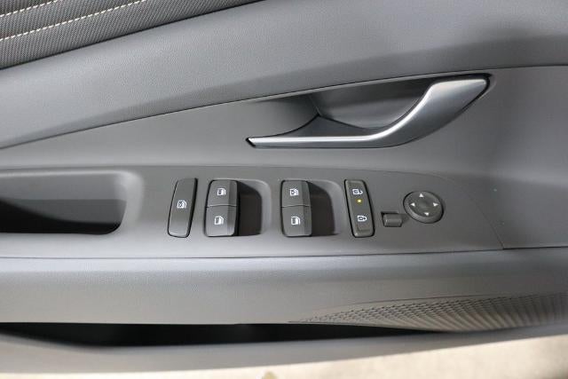 2026 Hyundai ELANTRA SEL Sport IVT