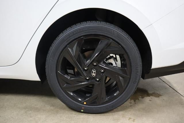 2026 Hyundai ELANTRA SEL Sport IVT