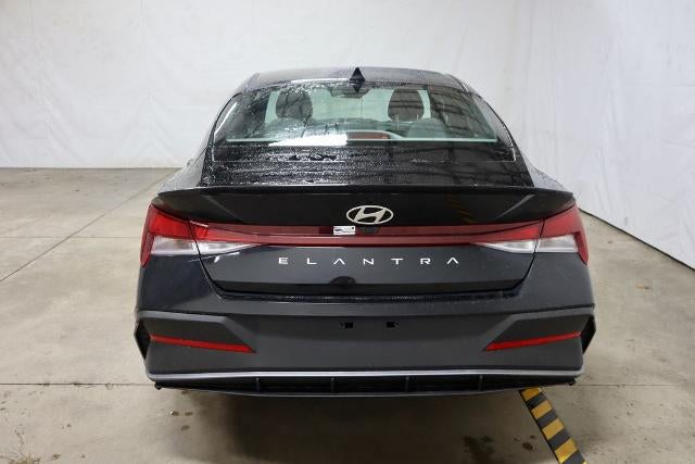 2026 Hyundai ELANTRA SEL Sport IVT