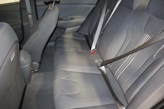 2026 Hyundai ELANTRA SEL Sport IVT